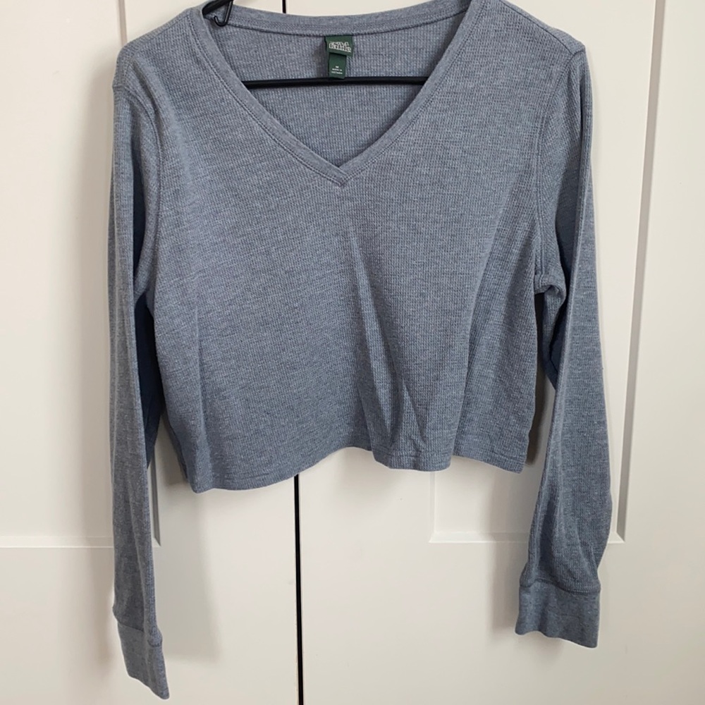 Cropped Gray Long Sleeve T